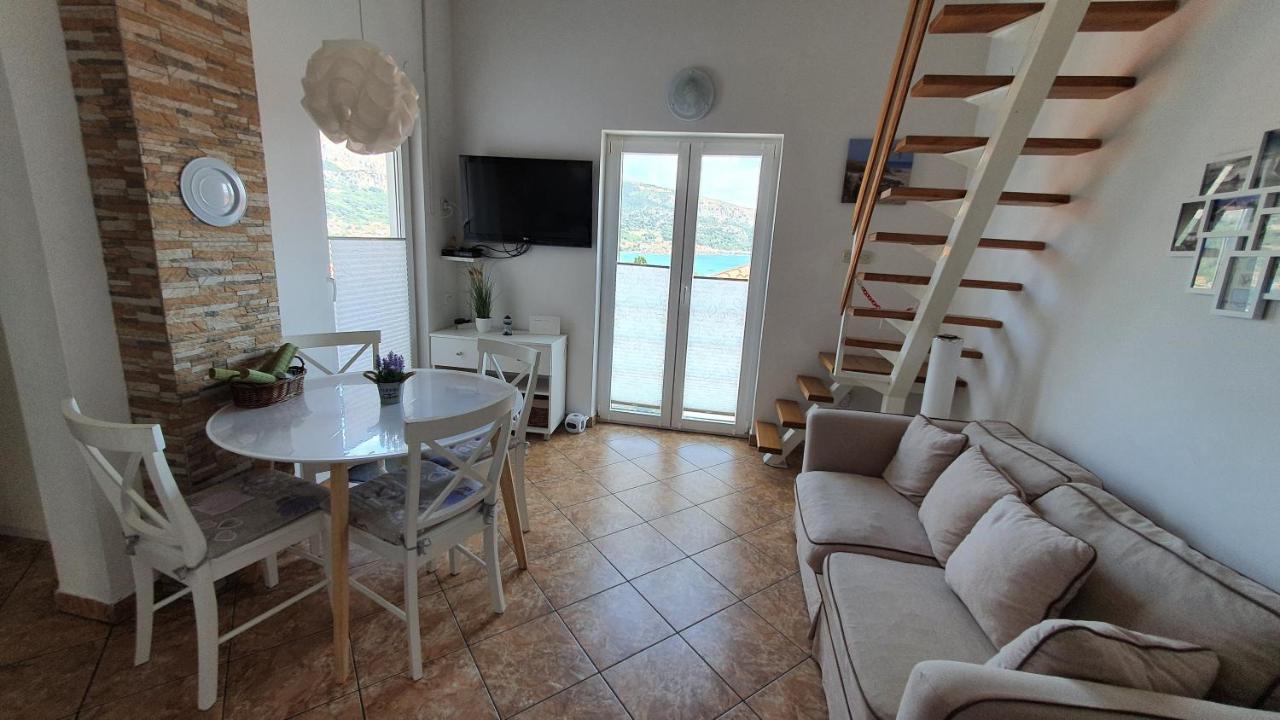 Apartment Helmut With Sea View บัชกา ภายนอก รูปภาพ